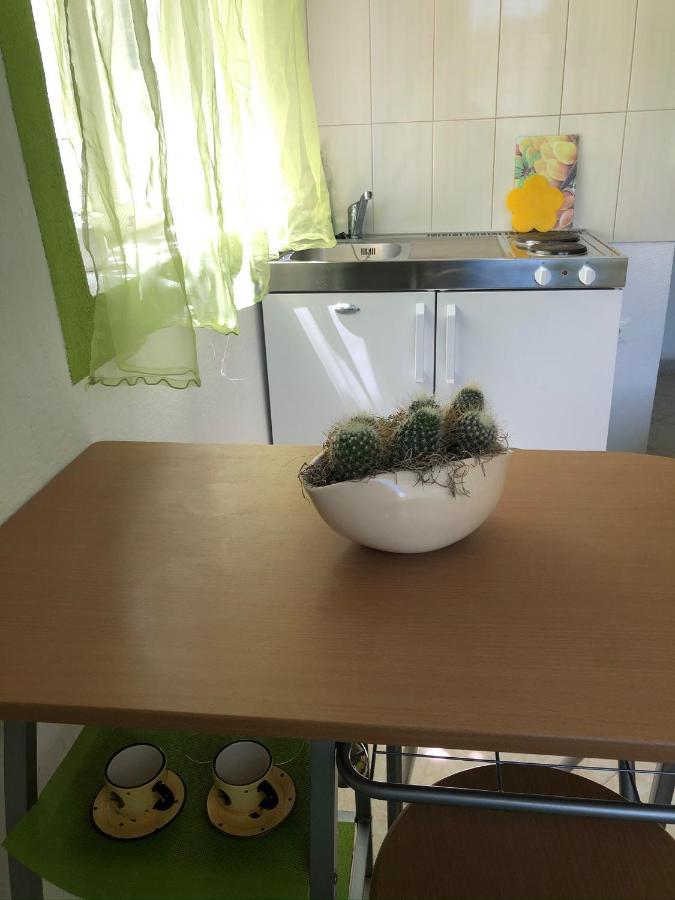Family Stakic Appartement Baška Voda Buitenkant foto