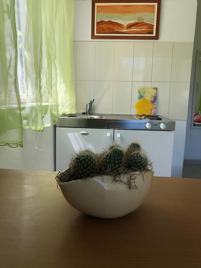 Family Stakic Appartement Baška Voda Buitenkant foto