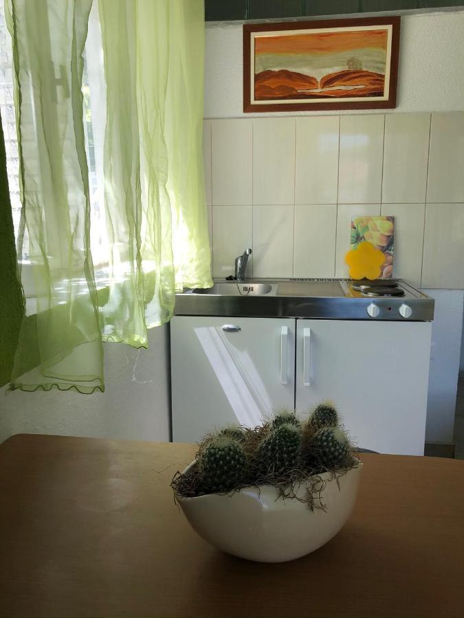 Family Stakic Appartement Baška Voda Buitenkant foto